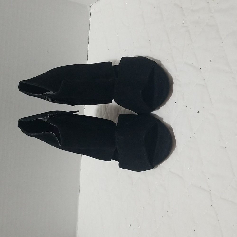 Franco sarto womens black open toed 3 inch heels size 8.5